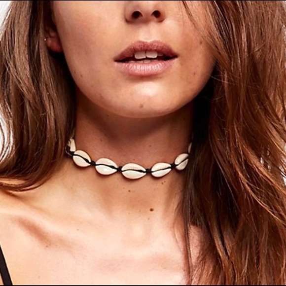 🌙 VSCO girl seashell necklace boho bohemian shell - Picture 1 of 4